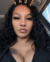 NikkiLeos